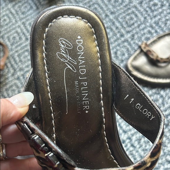 Donald J. Pliner Leopard Sandals with Red Details - Picture 2 of 6